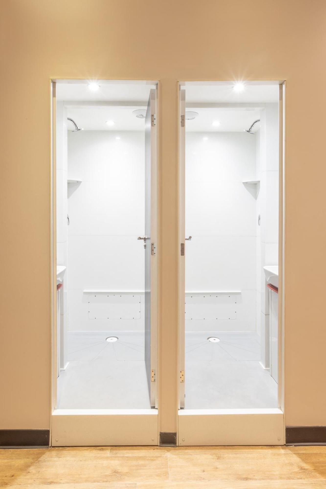 Hostel Saint Exupery